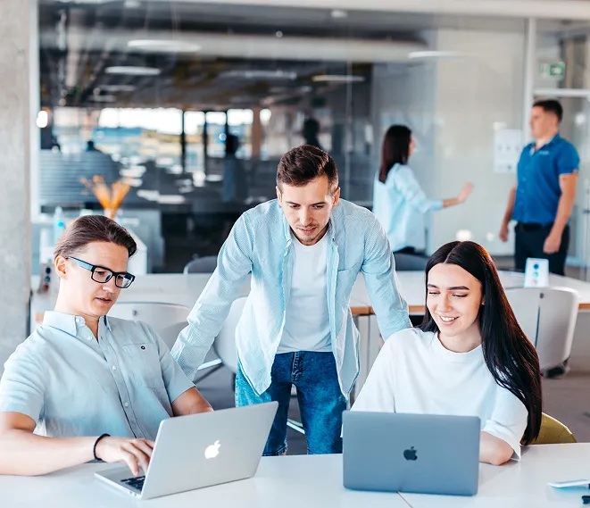 iT360 cyber security specialists working with a client